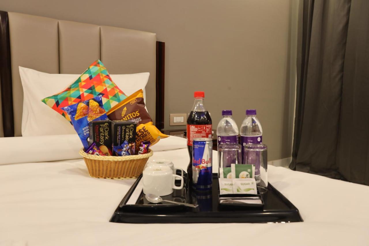 גורגאון Vaabi Saabi Hotel מראה חיצוני תמונה